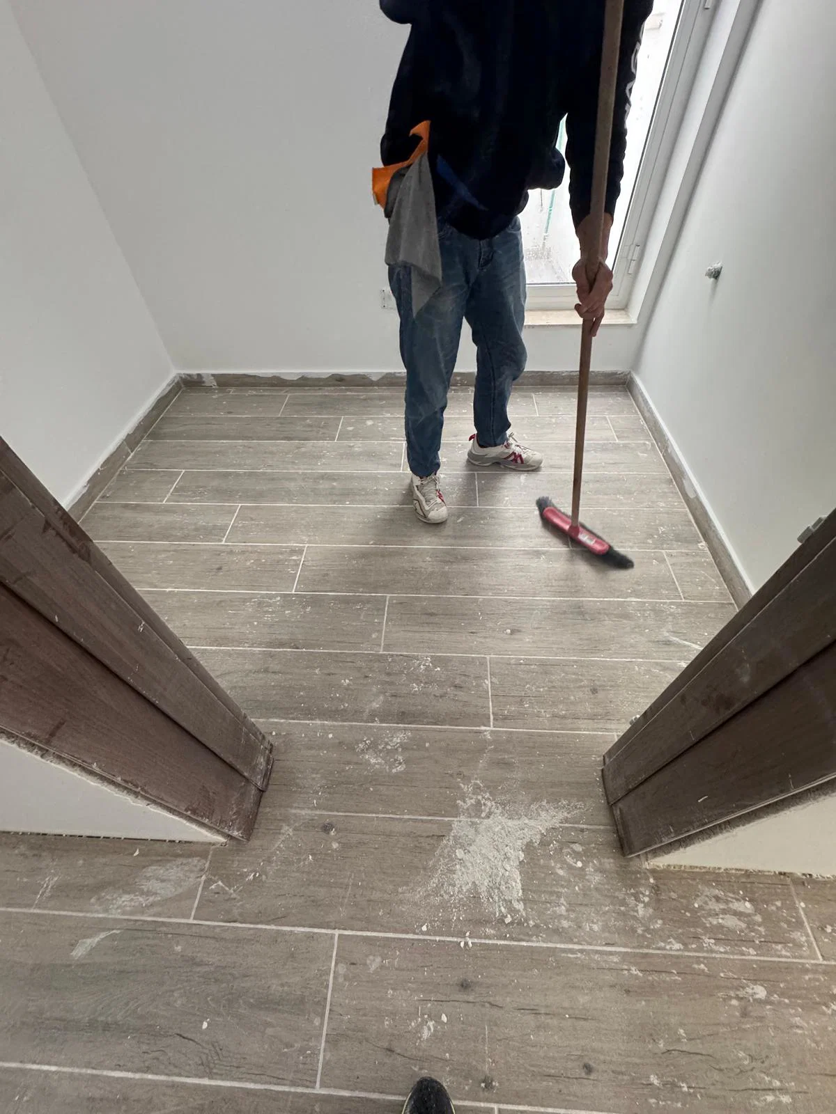 Post-Construction-Surface-Cleaning